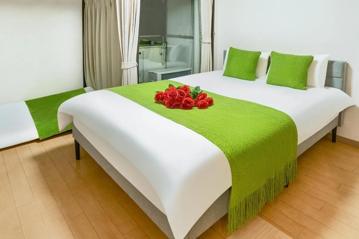 With Elevator, 700M 4 Min Walk From Nishi-Shinjuku 5-Chome, Direct Access To Shinjuku, 28 Sqm Tokyo Apartment
